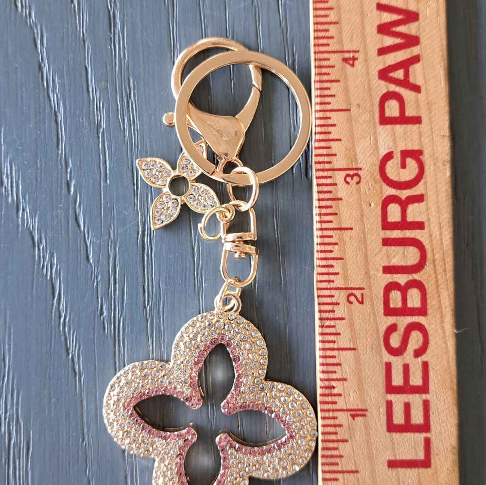 L.Vuitton Style Key Ring- Purse Charm, Pink, New - Picture 5 of 5